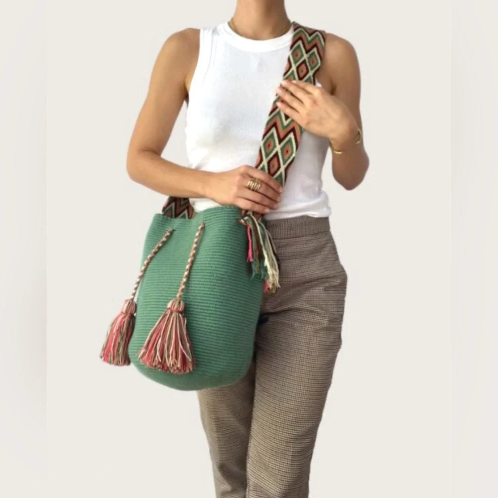 Handwooven Boho Waayu Crossbody Bag - Picture 1 of 11